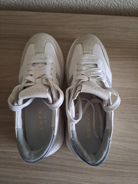 Kožené tenisky, 37