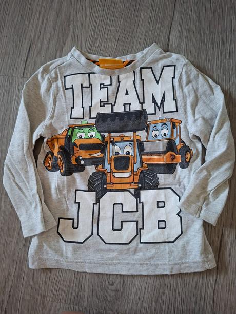 Krémové tričko s traktormi, 92