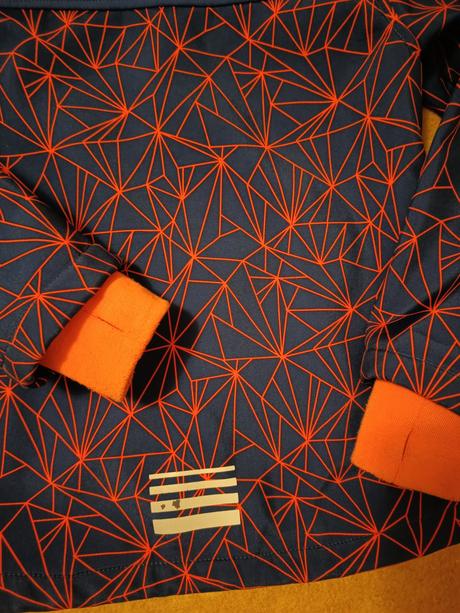 Softshellová bunda, sinsay,140