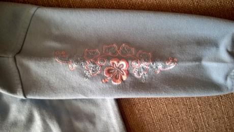 Modrá mikina s výšivkou 110, 110