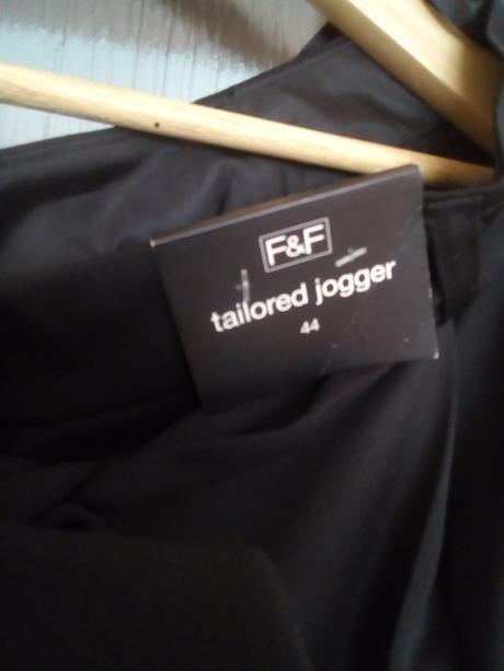 Elegantné nohavice č.44, f&f,44