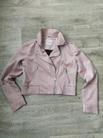 Jarná bundička, 146