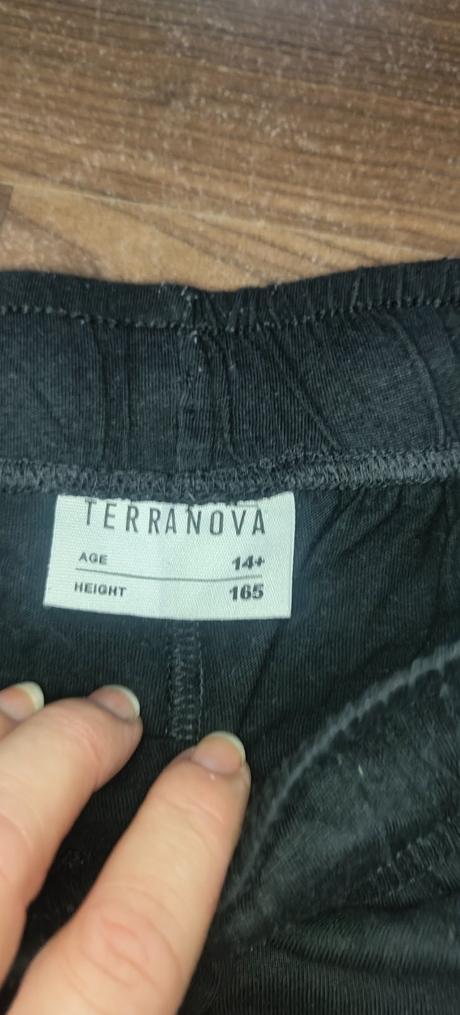 Kratase, terranova,164