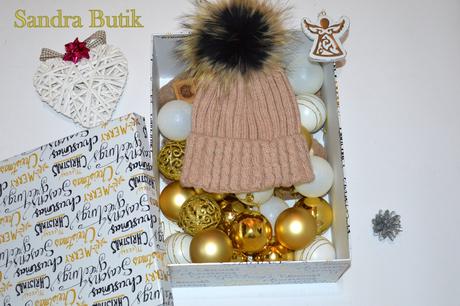 Čiapočka zateplená s bohatým brmbolcom, <50 - 158