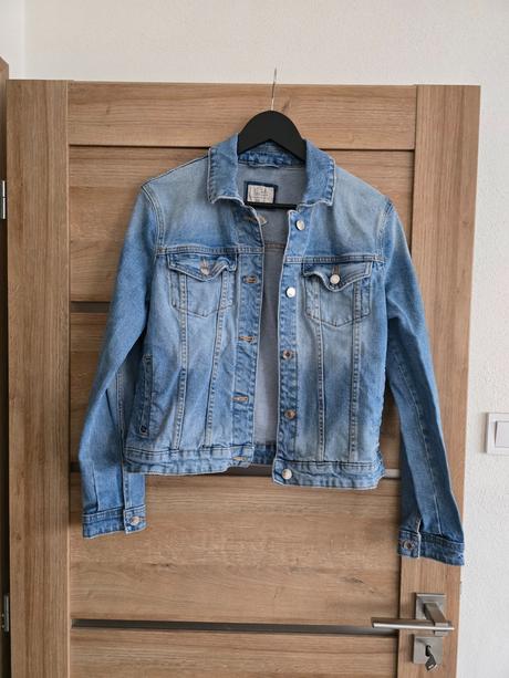 Riflova denim bunda zn. c&a clockhouse, c&a,l