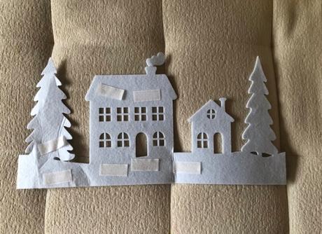 Balík vianočných dekorácií a ozdôb, luskáčik, 