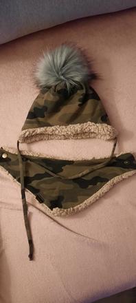 Set ciapka a sal, 74