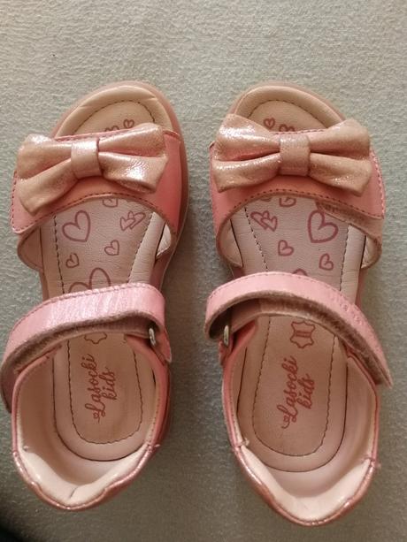 Sandálky, lasocki,26