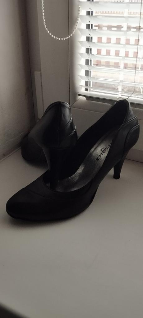 Kožené lodičky, 37