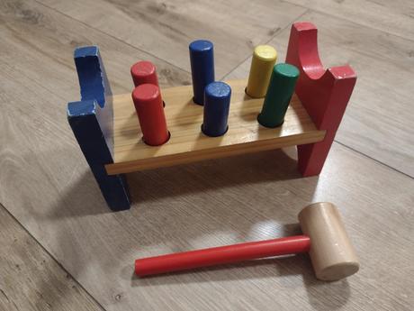 Drevená zatĺkačka,