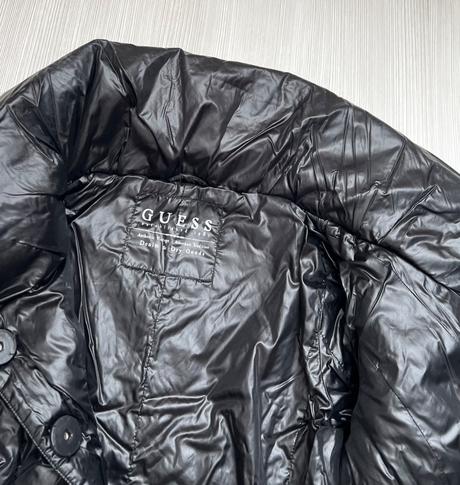 Guess bunda, guess,s