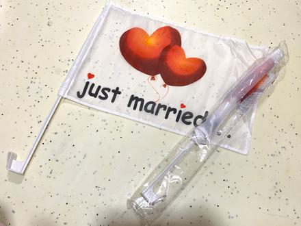 Svadobne vlajky na auto, 