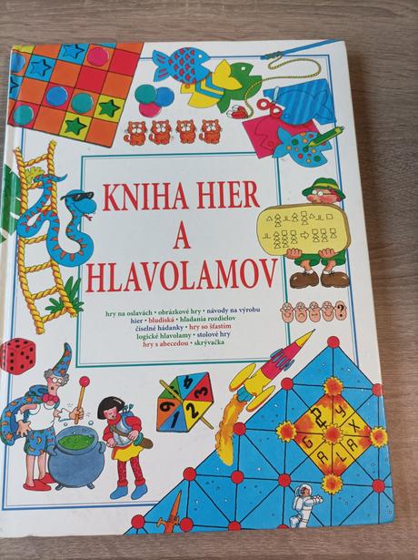 Kniha hier a hlavolamov, 