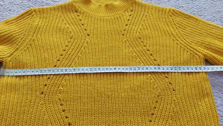 Pulóver horčicovej farby č.146/152, 146