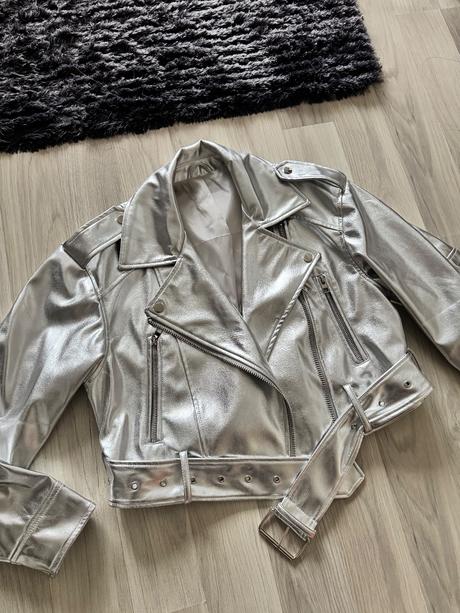 Strieborná kožená bunda, s
