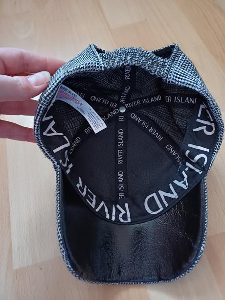 Štýlová šiltovka, river island,98