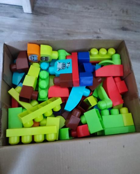 Stavebné kocky mega bloks, 
