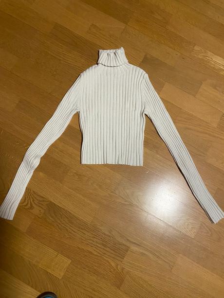 Zara rolák a nohavice bershka, zara,xs