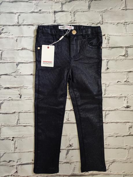 Trblietavé jeginsy, minoti,104