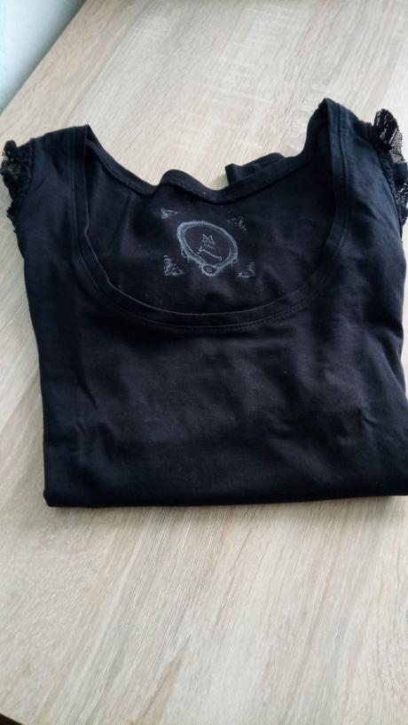 Tričko s čipkou na ramenách, stradivarius,m