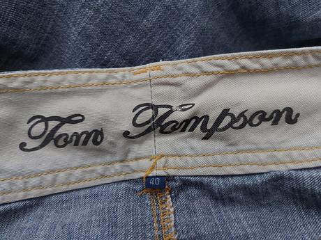 Dámska riflová sukňa, 40