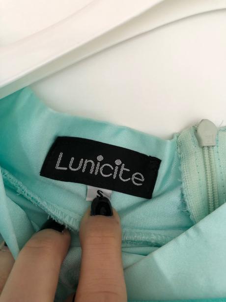 Lunicite tylova sukna, s