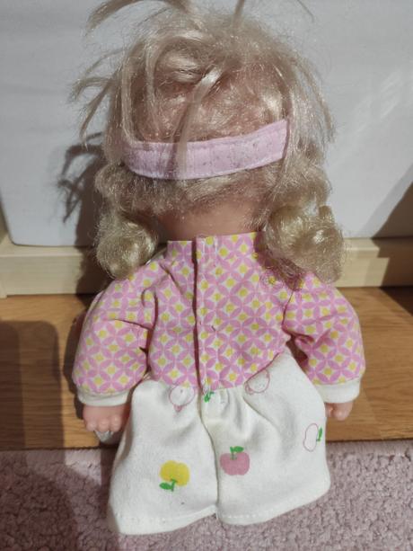 Bábika s dudlíkom, 