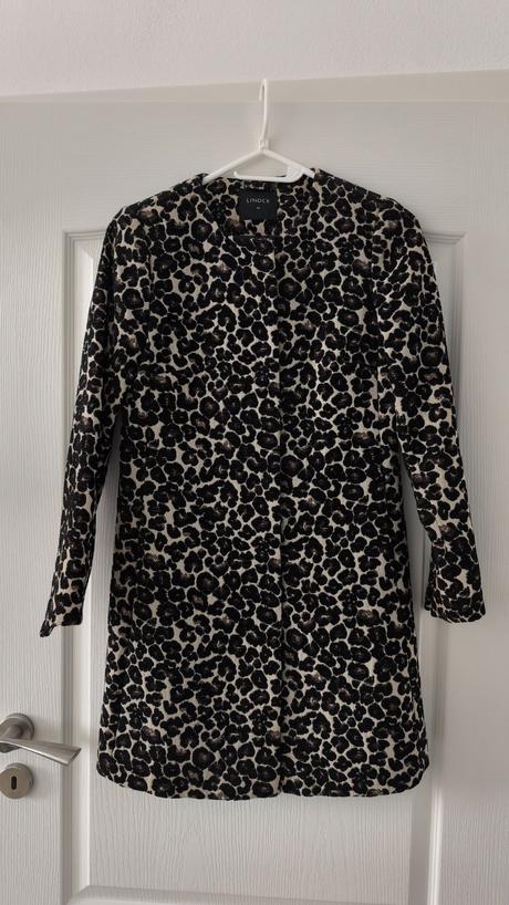 Tigrovaný elegantný dámsky zimný kabát. lindex, lindex,34