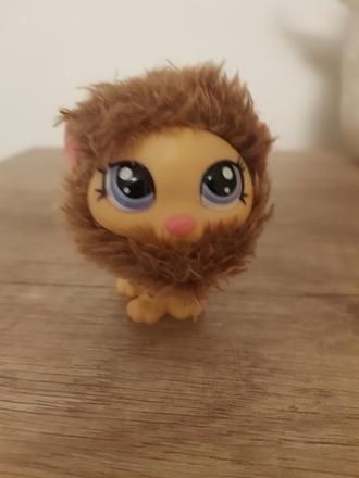 Littlest pet shop lev,
