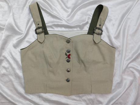 Kvalitna trachten vesta ku kroju, 48