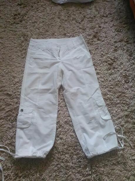 Biele 3/4 kraťasy, s