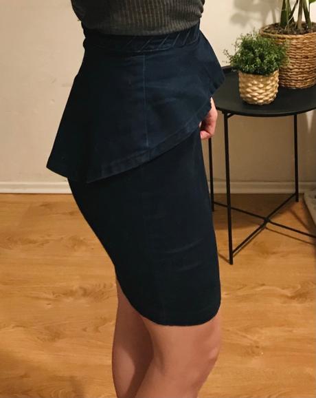 Mini peplum sukna, bershka,xs