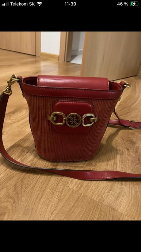 Kabelka guess, guess