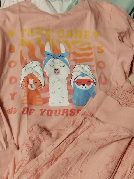 Pyžamá, 140, 4ks, c&a,140