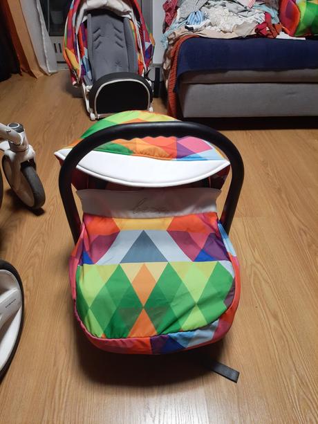 Bexa cube, farebný, dobre zachovalý kočík 3v1, bexa,bexa cube