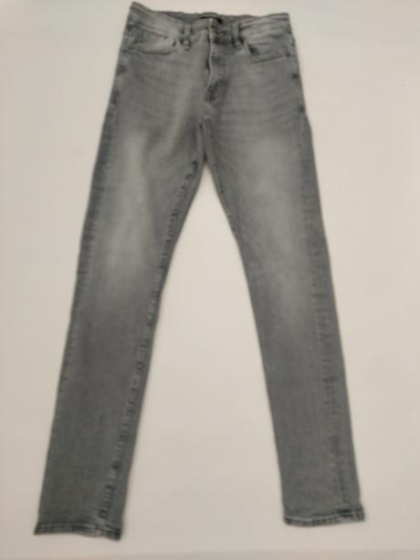 Šedé rifle only&sons, s