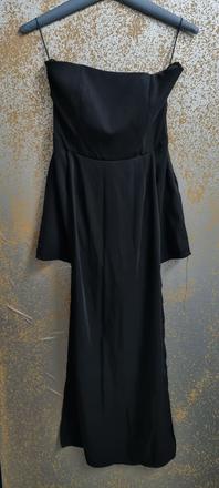 Sortkove saty missguided vel. 38, 38
