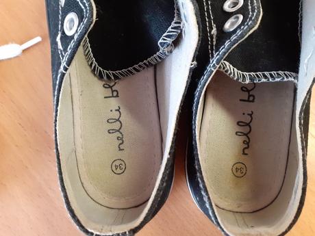 Číny tesnisky, nelli blu,34