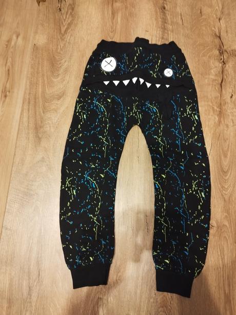 Tepláky v. 116, 116