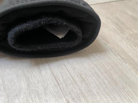 Kvalitné lyžiarské rukavice, 146