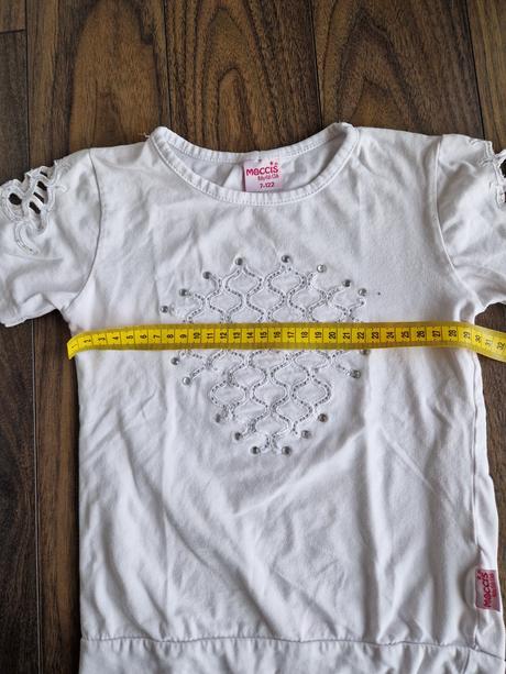 Biele tričko elegantné pozri detaily, 122
