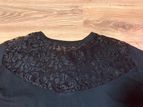 Tričko s čipkou, c&a,134