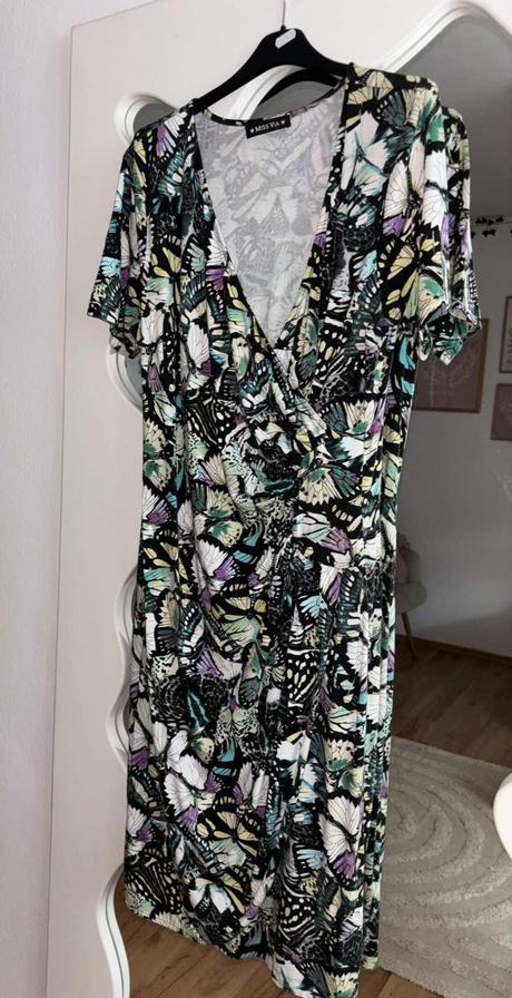 Šaty miss via 40, 40