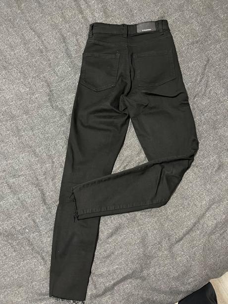 Čierne rifle, stradivarius,32