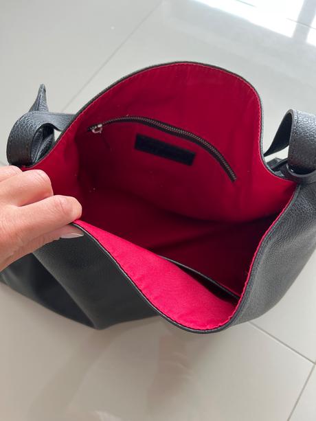 Veľká kožená kabelka, 