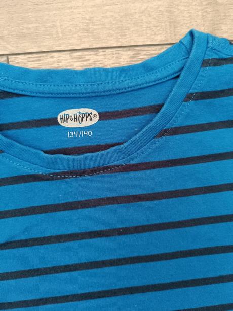 Modré pruhované tričko, 134