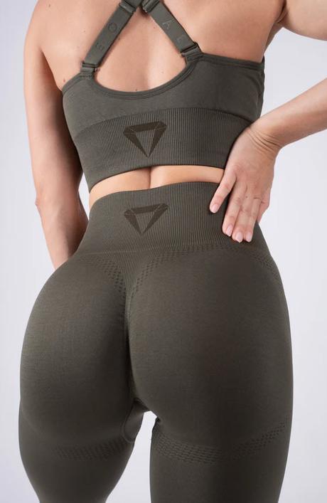 Krásne legíny českej značky aeon athletics, s