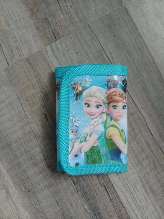 Peňaženka, disney