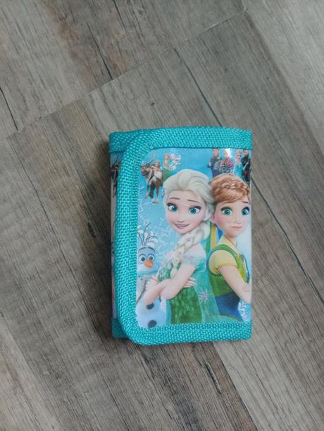 Peňaženka, disney
