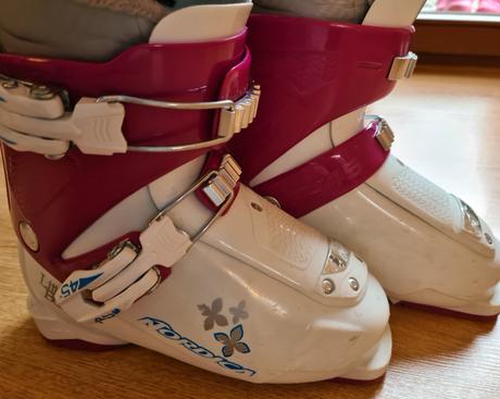 Lyziarky nordica akcia, nordica,20